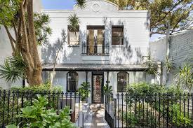 1807 / 1 Kings Cross Road